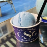 涼しげなブルーの空間で気持ちのいいひと時を　青山【CSG BLUE CAFE AOYAMA】